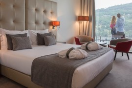 Win a Luxury Break in the Douro Valley